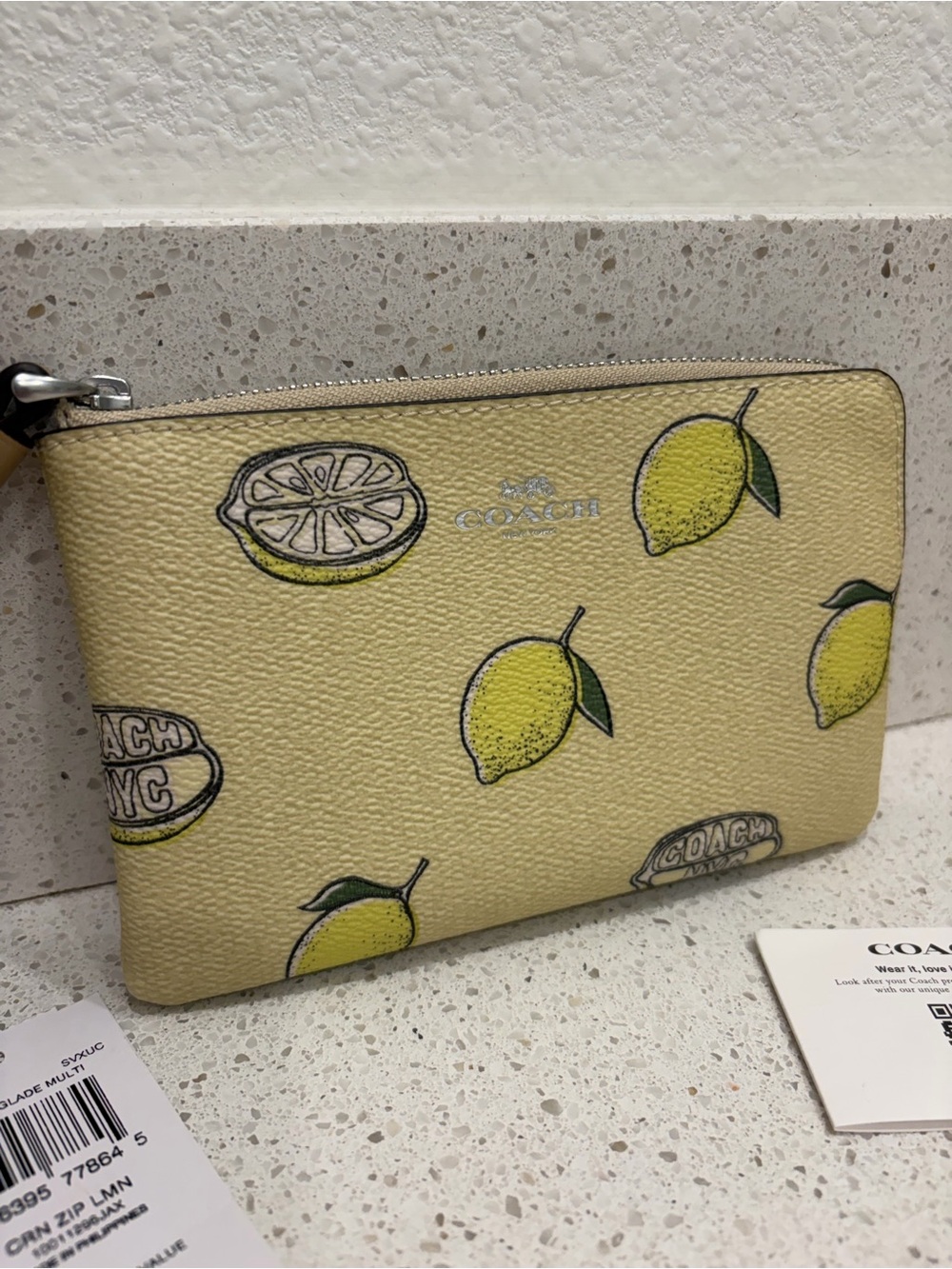 Coach Corner Zip Wristlet Lemon Print CBB80 NWT Silver Hardware - Picture 2 of 13